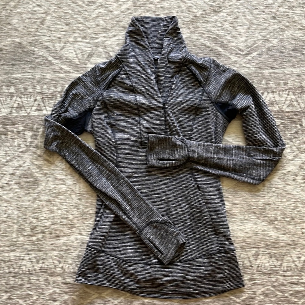 Lululemon heathered grey workout sweater, Size 8